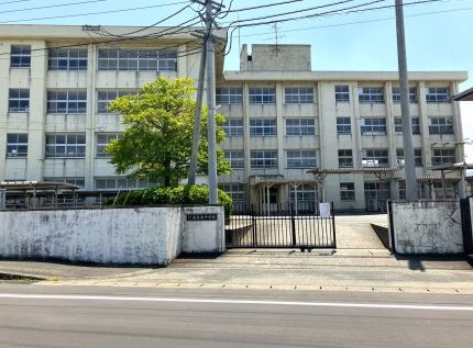 糸島市立前原小学校