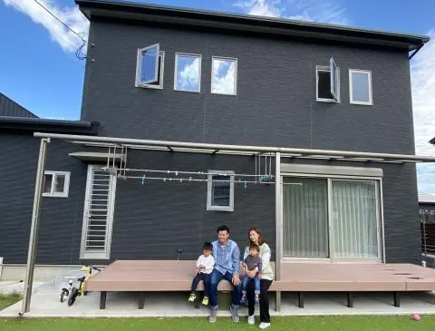 玄関から即キッチンにつながるラクラク動線〜奥様の願いを叶えるのがご主人のこだわり〜