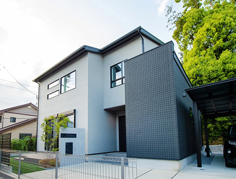 落ち着いたグレイッシュがかっこいい！ホテルライクなこだわりが実現した理想のお家