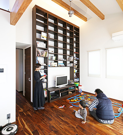 家族の温もりを近くに感じられる間取り