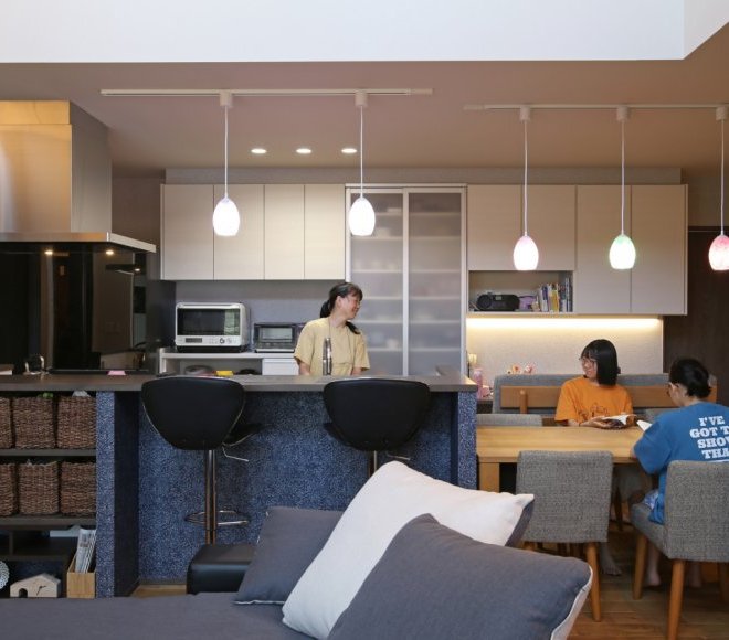 子どもが賢くなる間取りを考えたら
こうなりました 
ー動きにムダのない動線設計の家ー