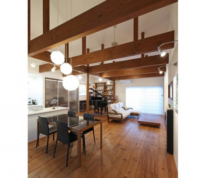 中庭のある「ロの字」平屋