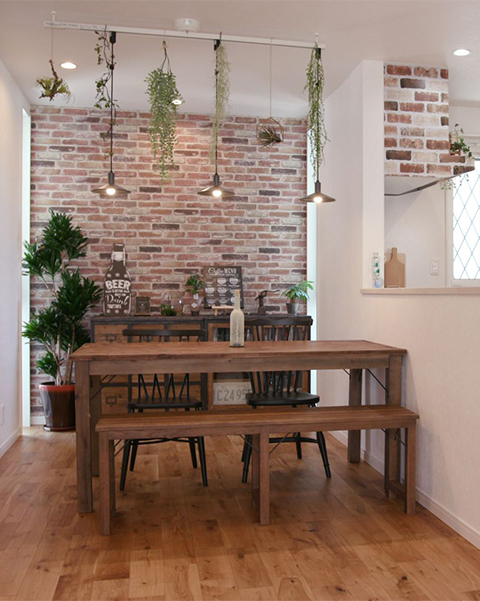 ネコちゃんと暮らすアンティーク調の家