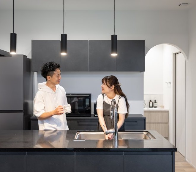 自称“ズボラ”な20代夫婦の家づくりのテーマは、「楽に、美しく暮らせる家」