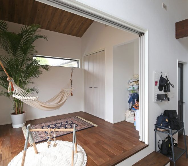 アジアンリゾートのカッコよさと暮らしやすさを叶えた家