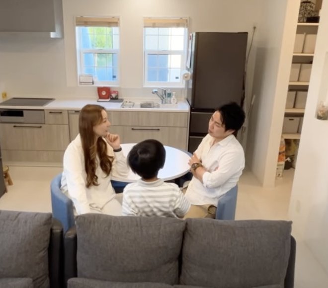 《建売分譲住宅⇨注文住宅へ住み替え》
家族の願いとこだわりがすべて実現した2階リビングのおうち