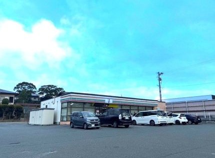 セブンイレブン八幡楠橋南１丁目店